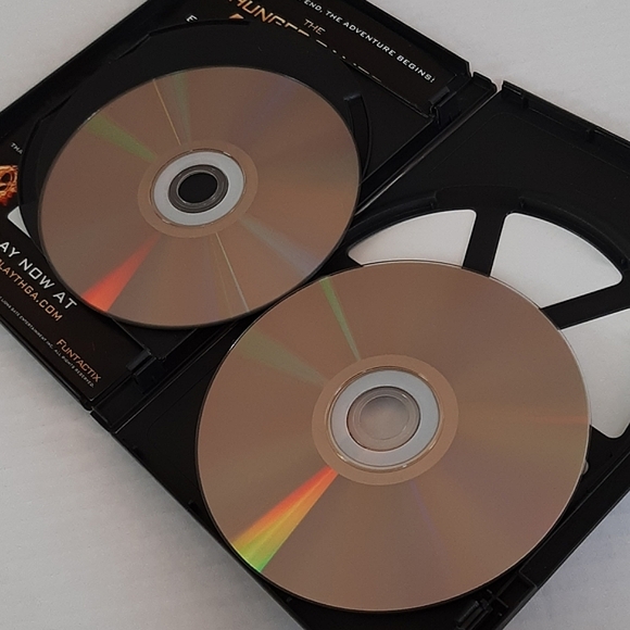 The Hunger Games & Catching Fire DVD Movie Bundle with Exclusive Bonus Features - Picture 6 of 15